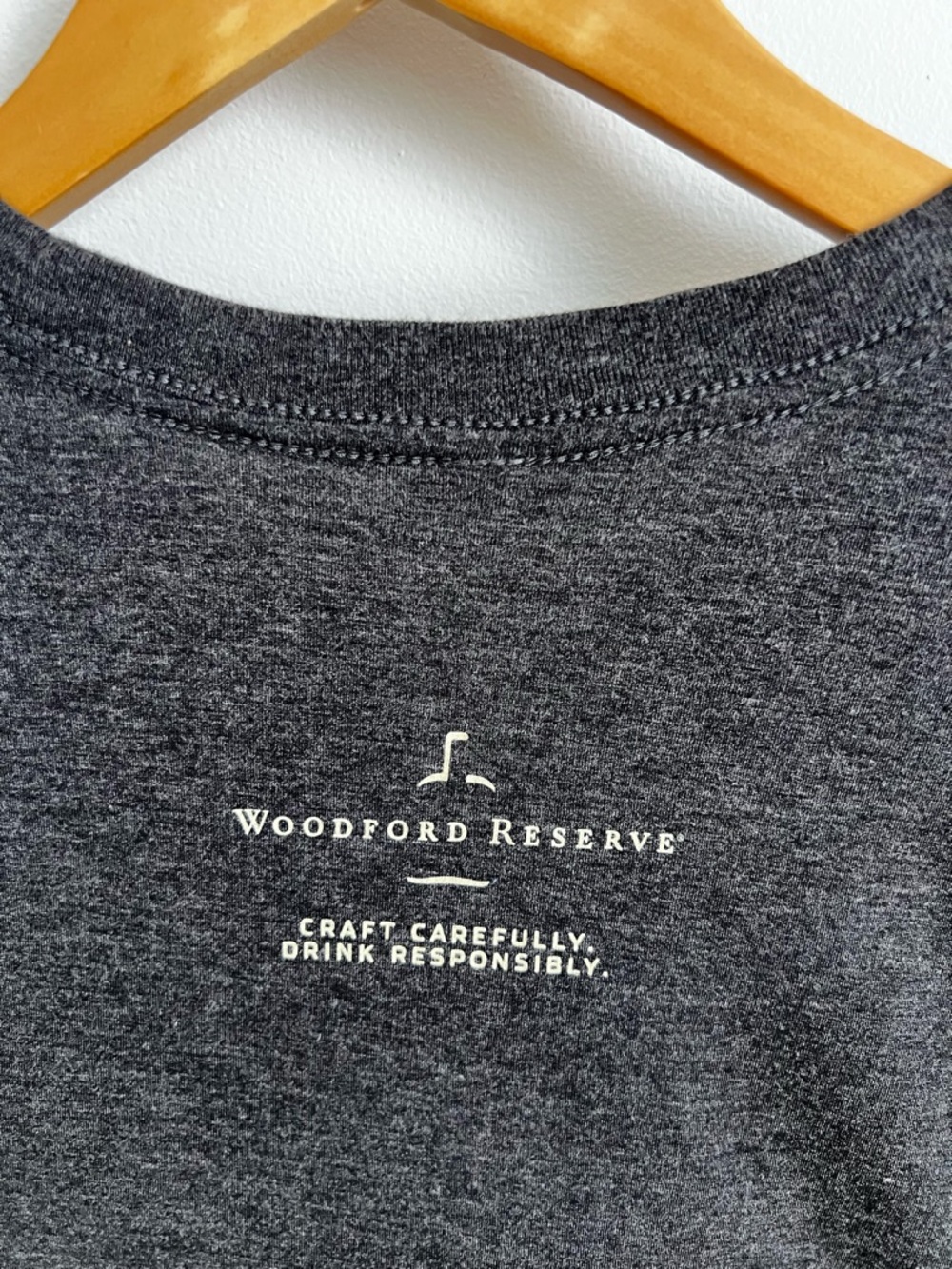 Woodford Reserve-Bourban-Grey Size Large-Short Sleeve T-shirt - Picture 2 of 7